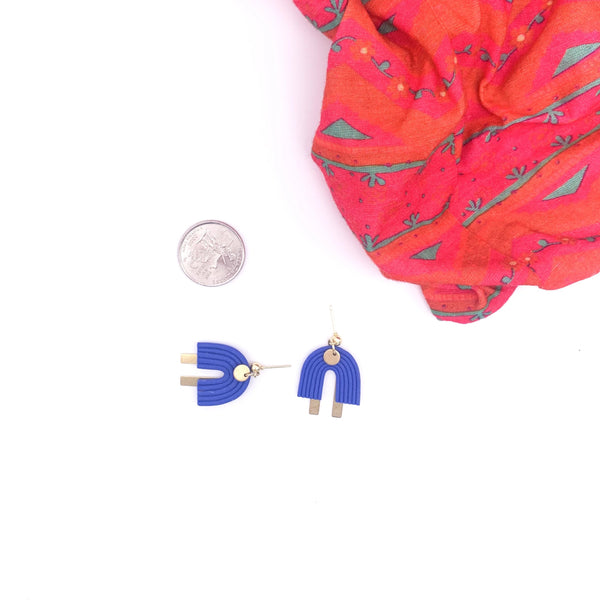 Ava Electric Blue Coils with Metal Arch